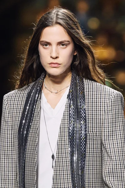 Look 114